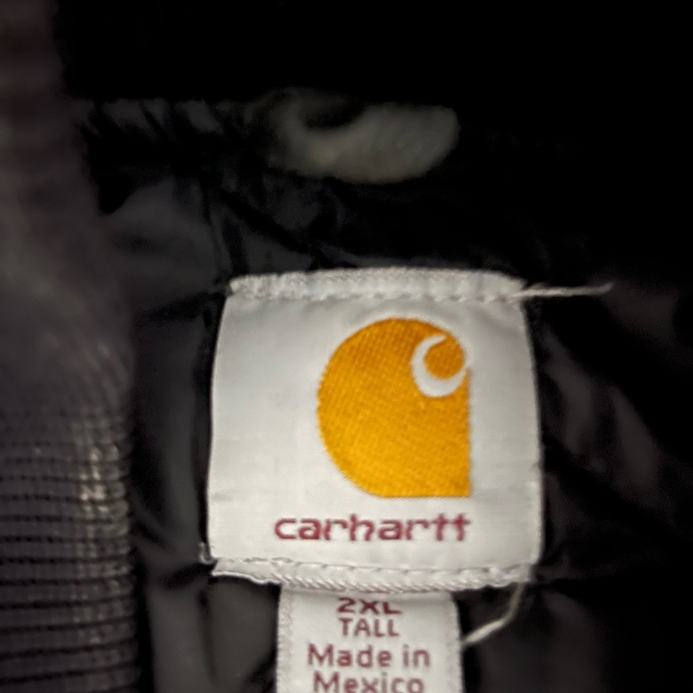 Men’s Carhartt canvass vest